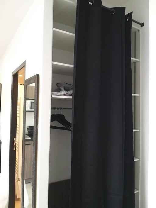 Le Studio Elegance Du Centre Oyonnax Buitenkant foto